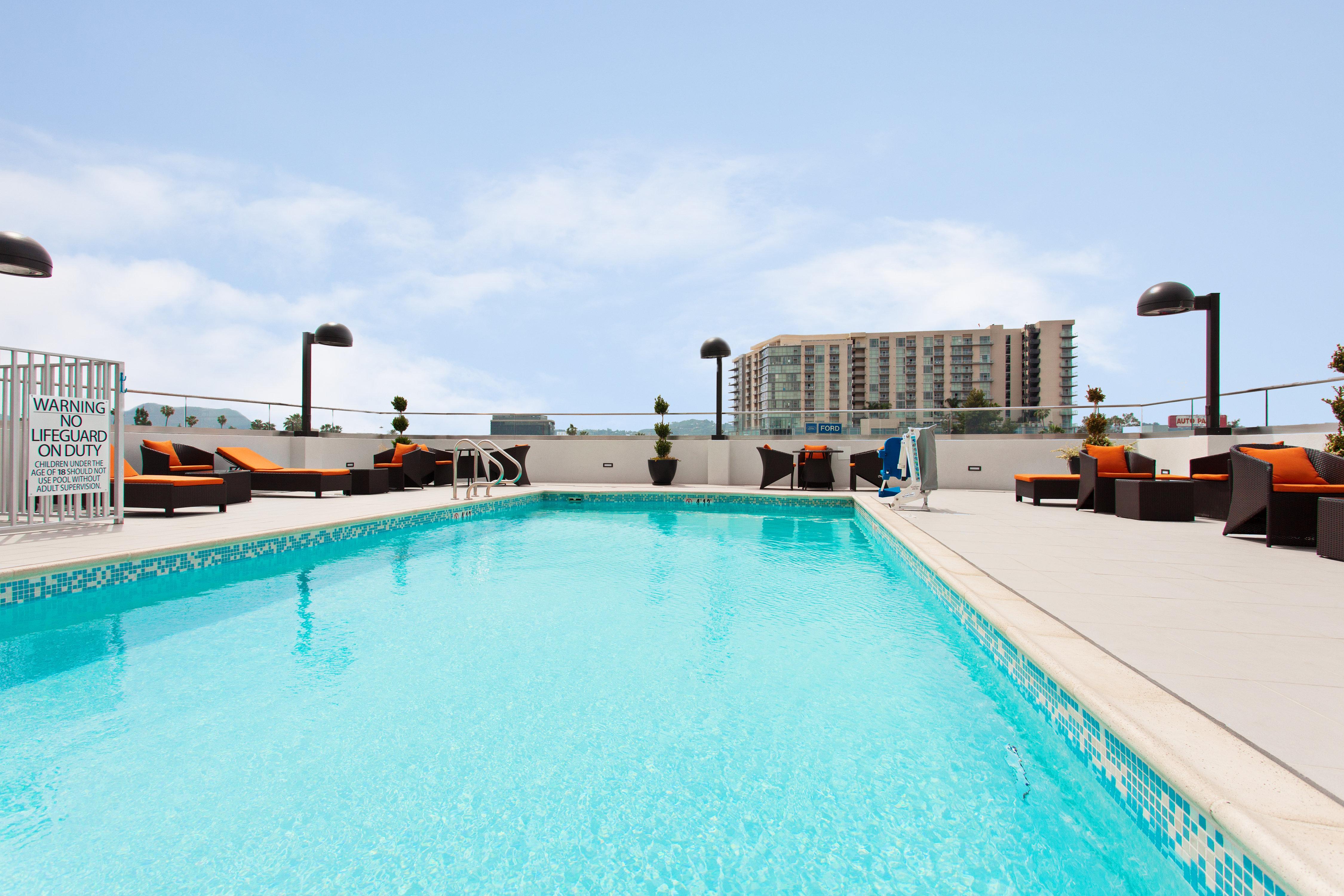 Holiday Inn Express North Hollywood - Burbank Area By Ihg Los Angeles Kültér fotó