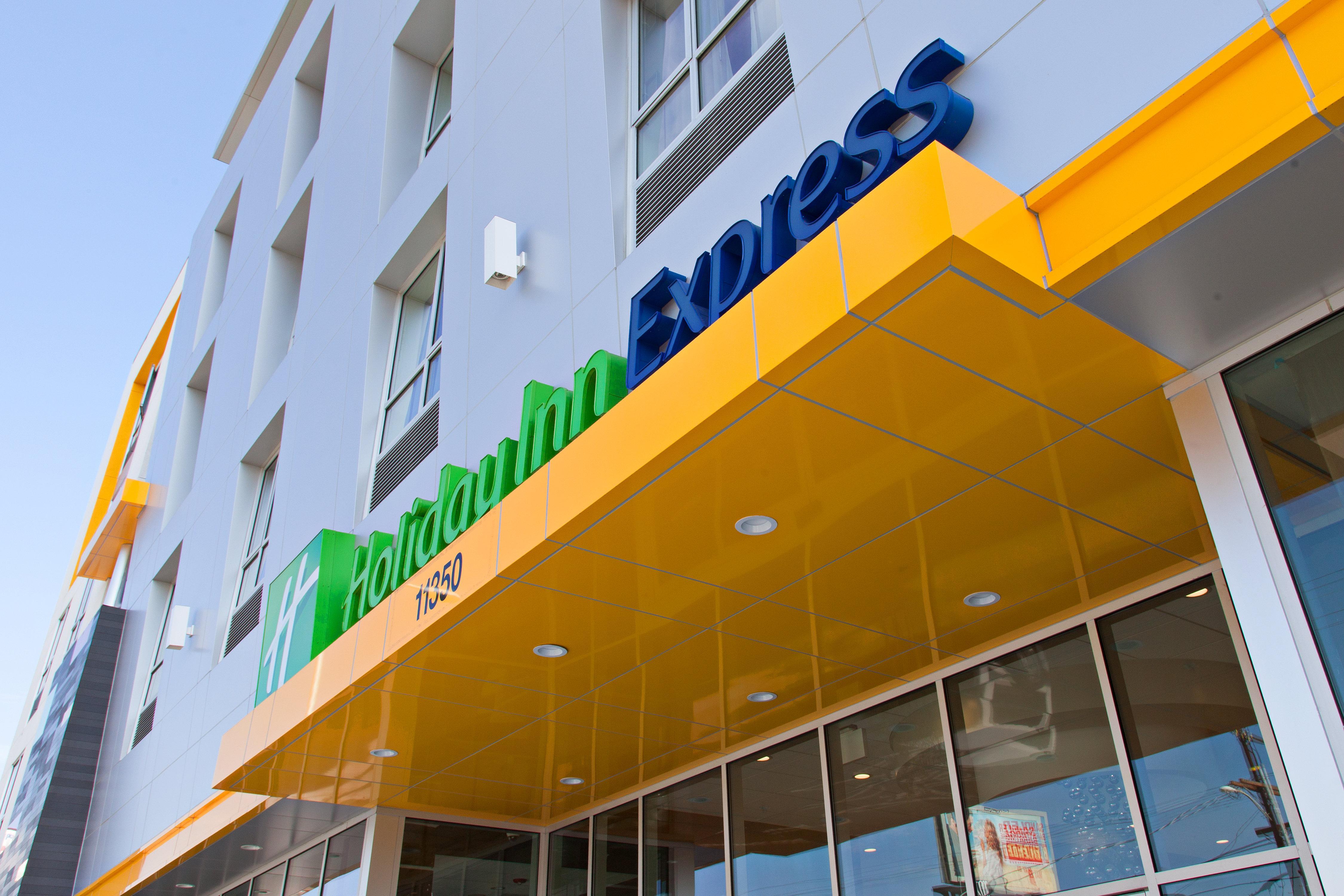 Holiday Inn Express North Hollywood - Burbank Area By Ihg Los Angeles Kültér fotó
